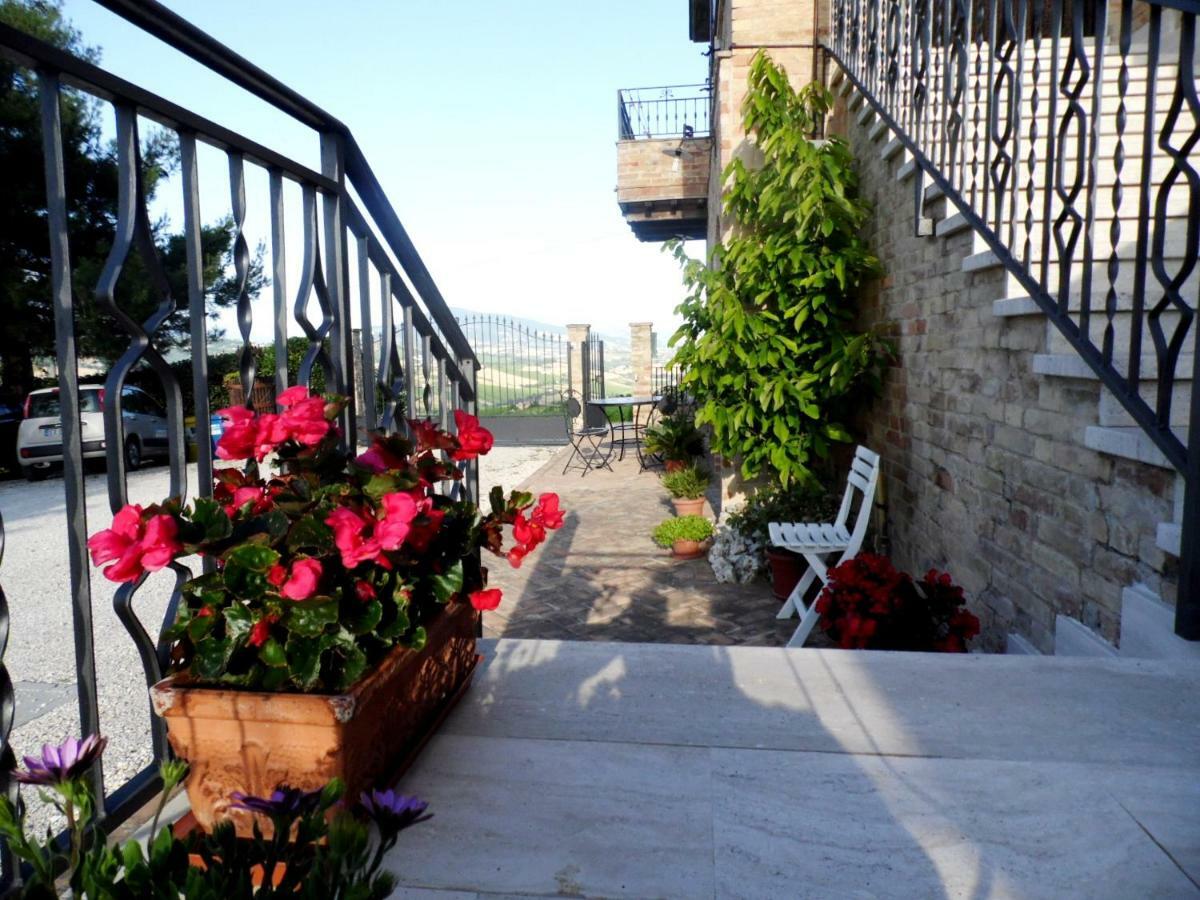 Agriturismo Galanti Cossignano Bagian luar foto