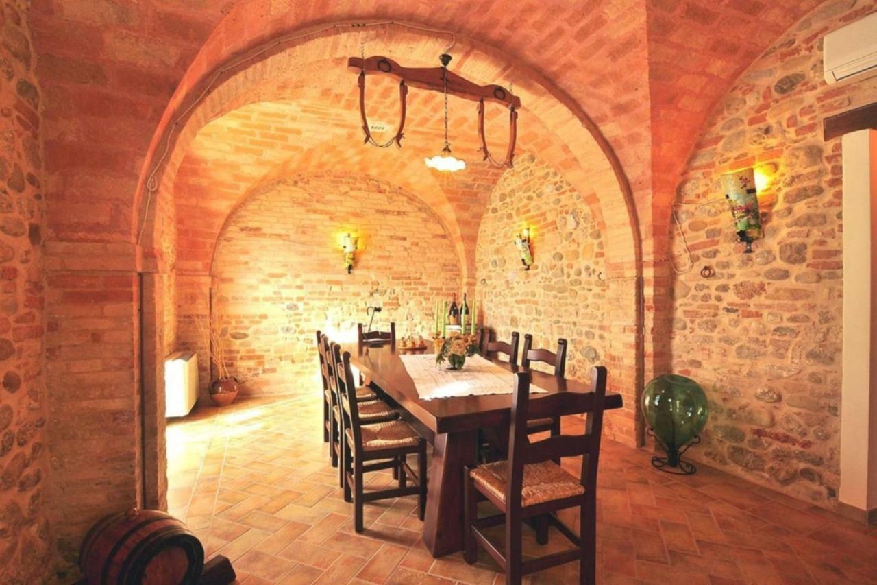 Agriturismo Galanti Cossignano Bagian luar foto
