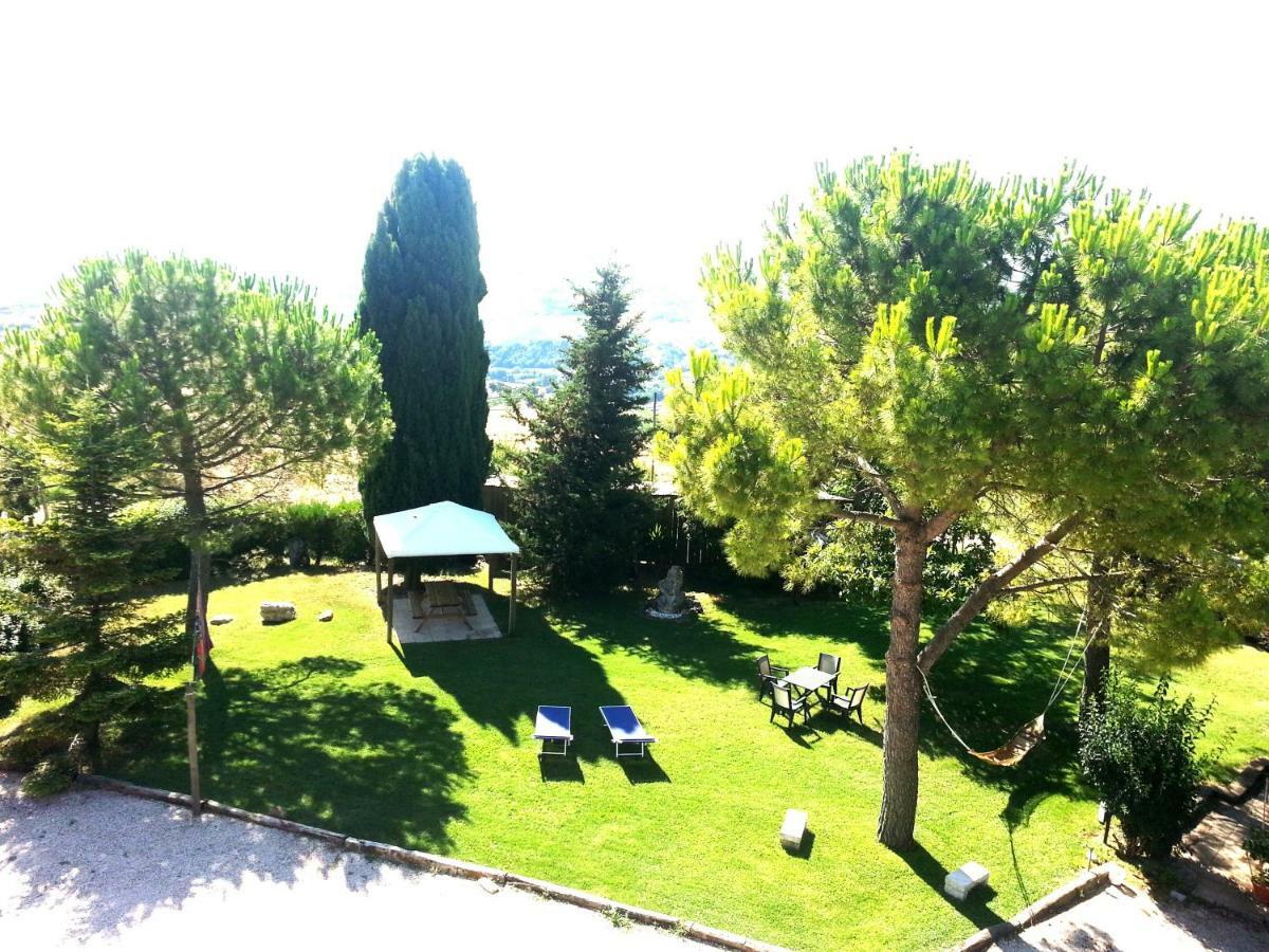 Agriturismo Galanti Cossignano Bagian luar foto