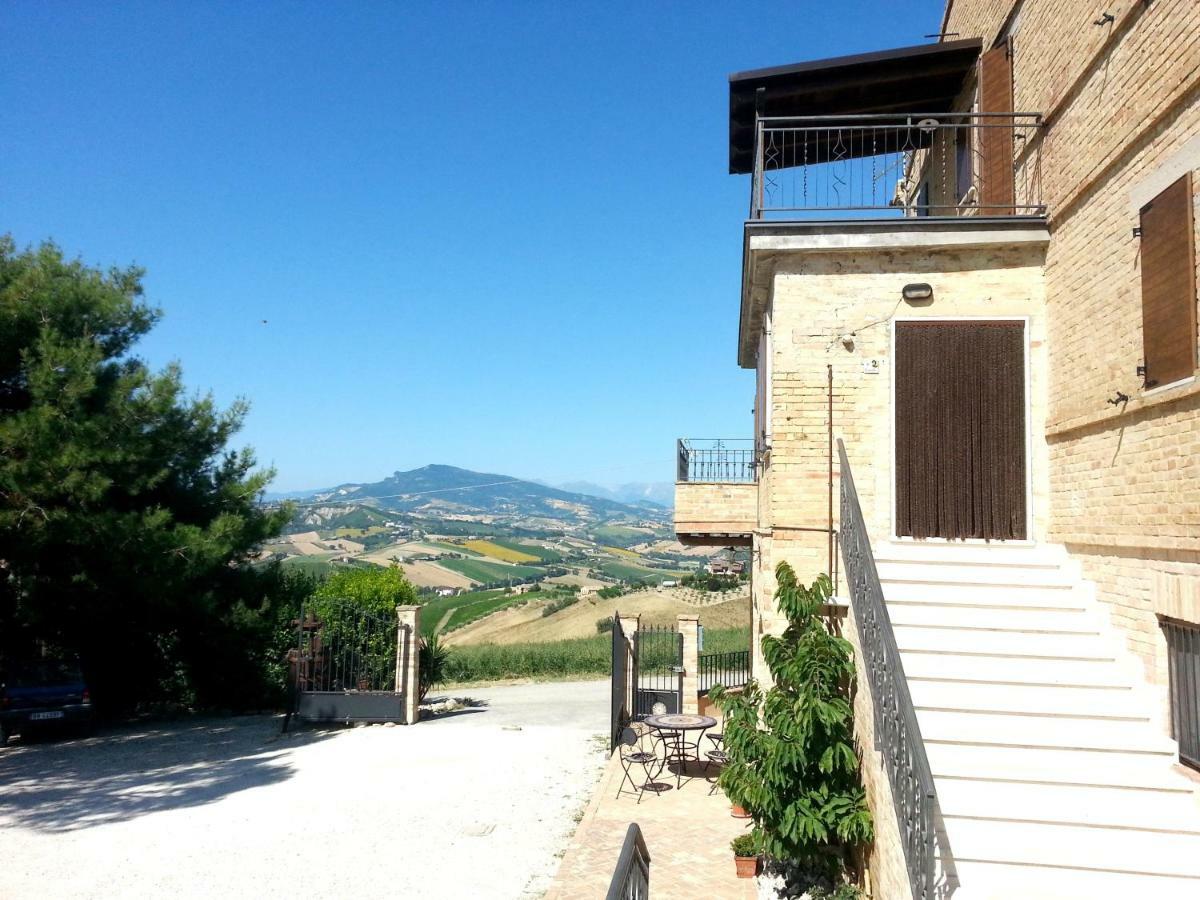 Agriturismo Galanti Cossignano Bagian luar foto